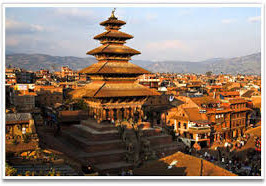 Katmandu il grande viaggio, da Il Manifesto 28-4-2015