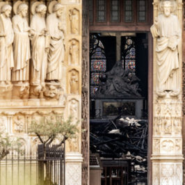 Il Mistero della Cattedrale, da Alias 20-4-2019